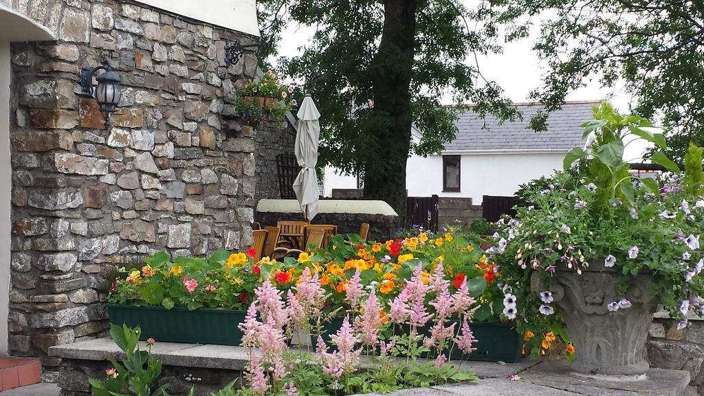 The Castle Inn Ebbw Vale Kültér fotó